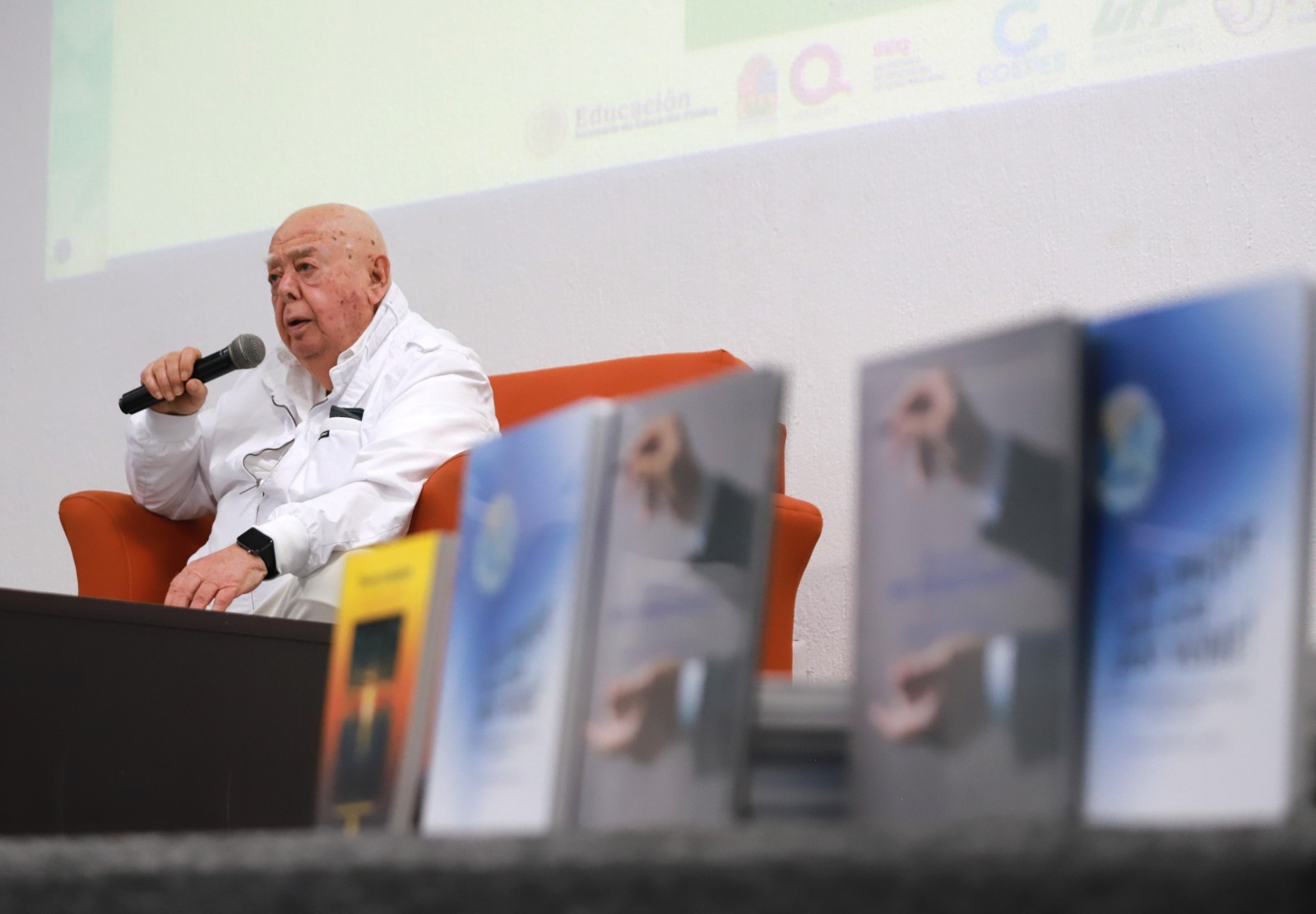 La Conferencia de la Paz - Evento con Marcos Constandse
